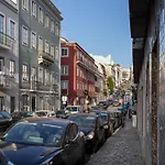Joivy Superb 1-Br Flat Near Jardim Da Estrela